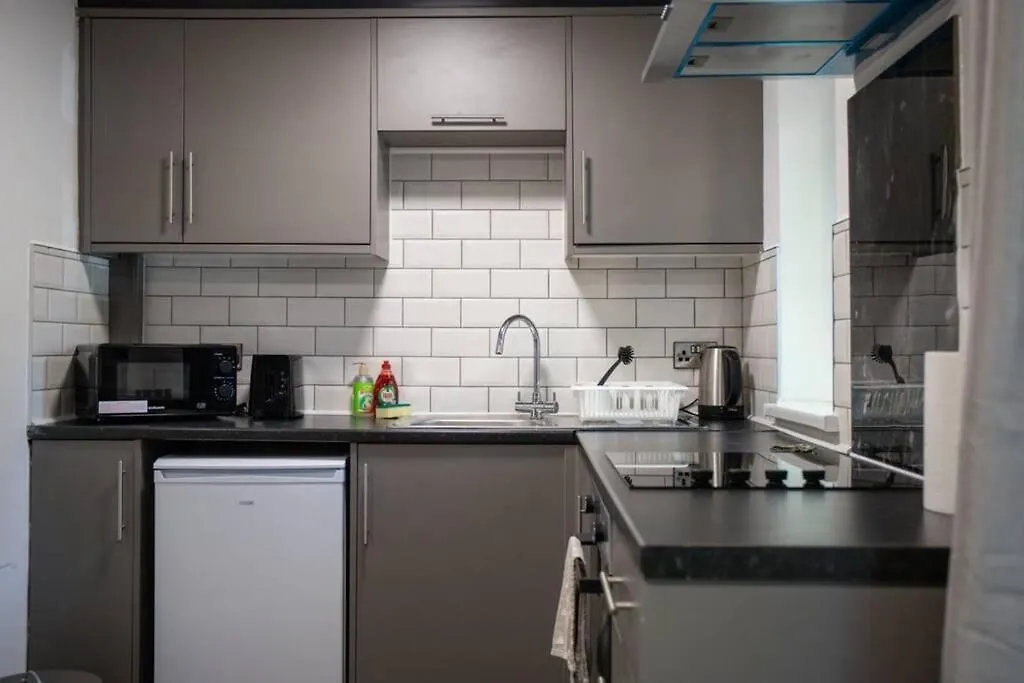 Modern 1-Bedroom Near Leeds Arena W Free Parking 0*, Λιντς